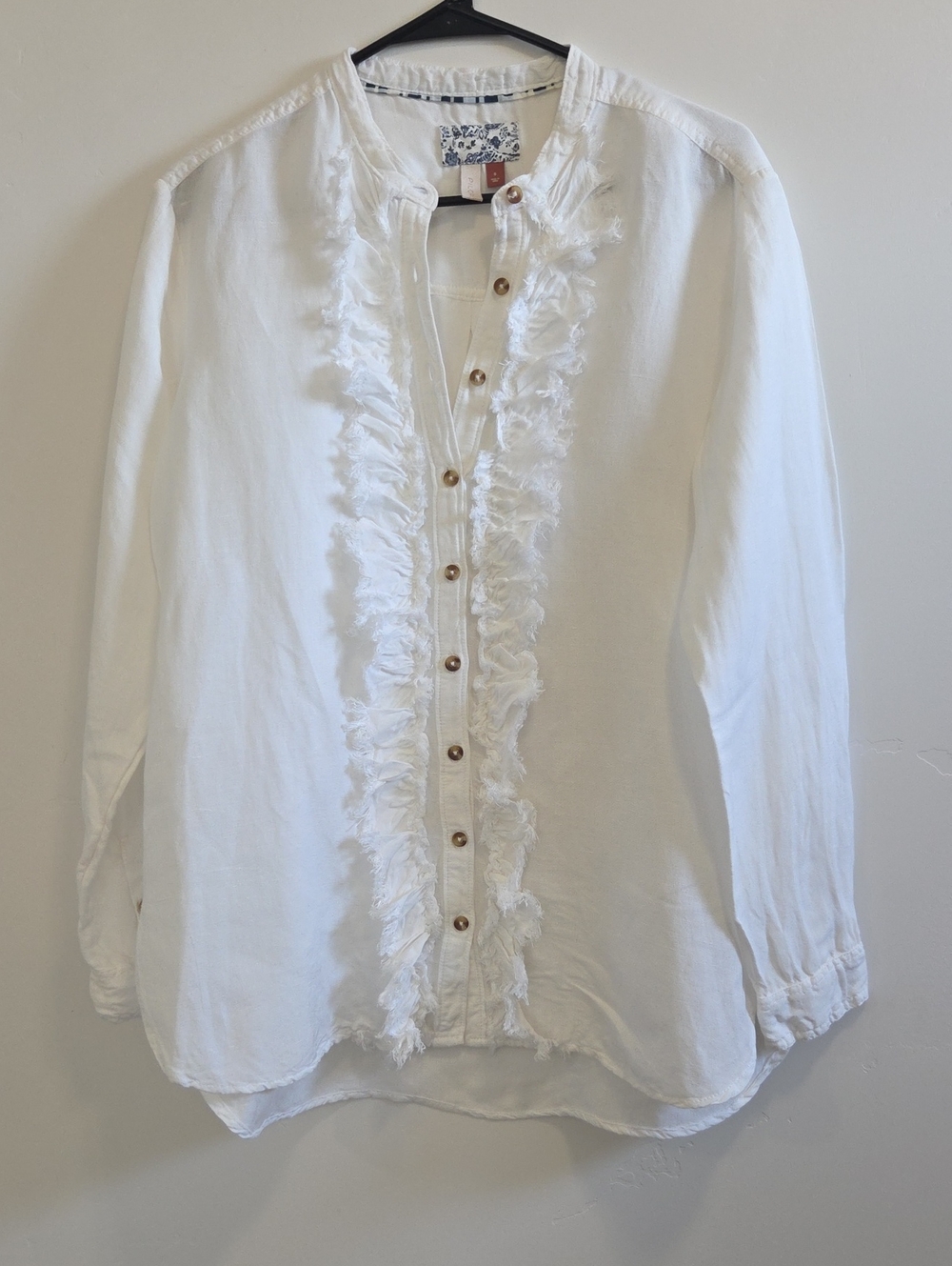Pilcro White Button-Front Frayed Shirt - Picture 5 of 10